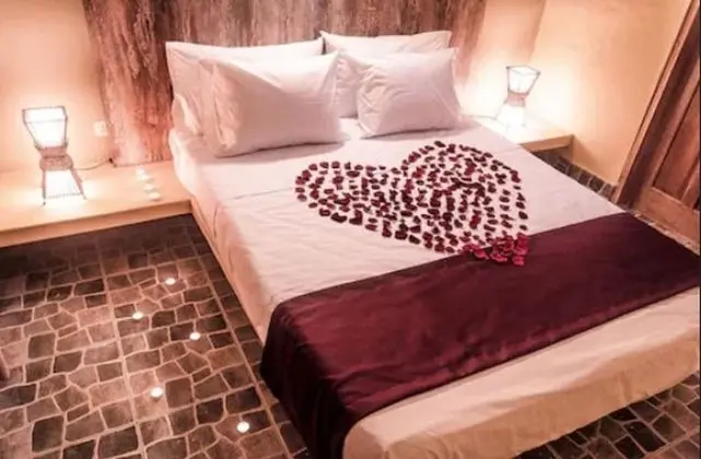 Standard Tek Büyük Yataklı Oda