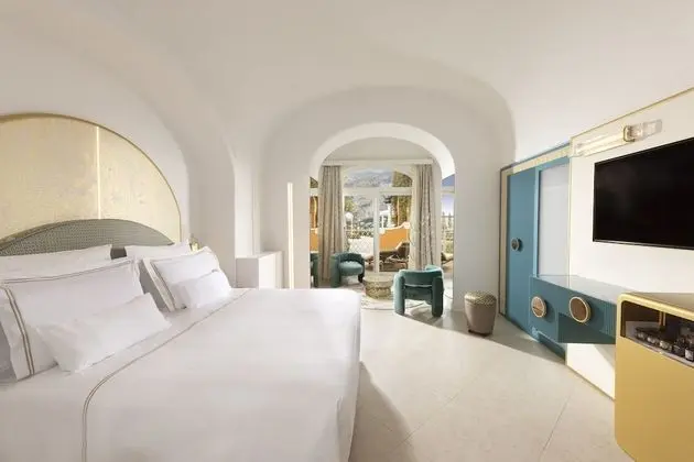 Superior Tek Büyük veya İki Ayrı Yataklı Oda, Balkon, Bahçe Manzaralı