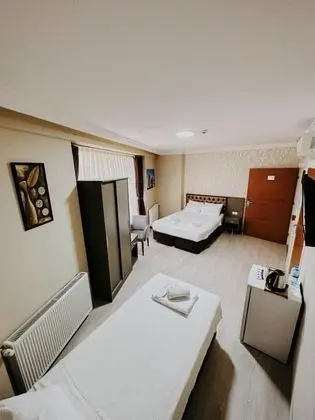 Junior Oda, Şehir Manzaralı