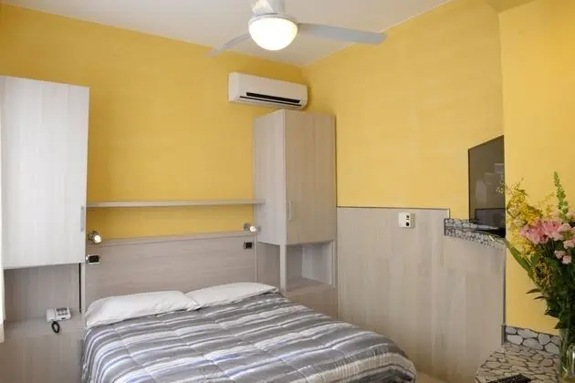 Standard Tek Büyük veya İki Ayrı Yataklı Oda