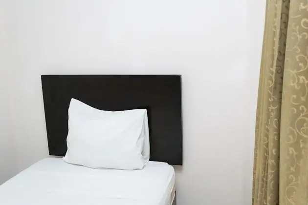 Economy Double Room, 2 Twin Beds - No Window