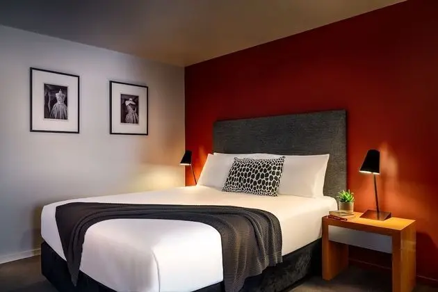 One Bedroom Apartment