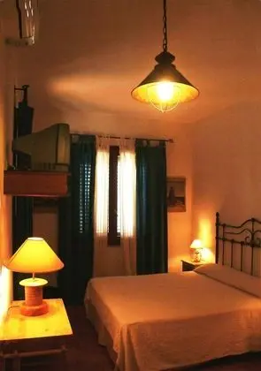 Tek Büyük veya İki Ayrı Yataklı Oda, Deniz Manzaralı