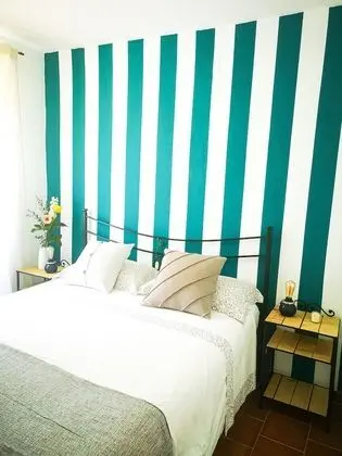 Standard Tek Büyük Yataklı Oda, Özel Banyo, Kısmi Deniz Manzaralı