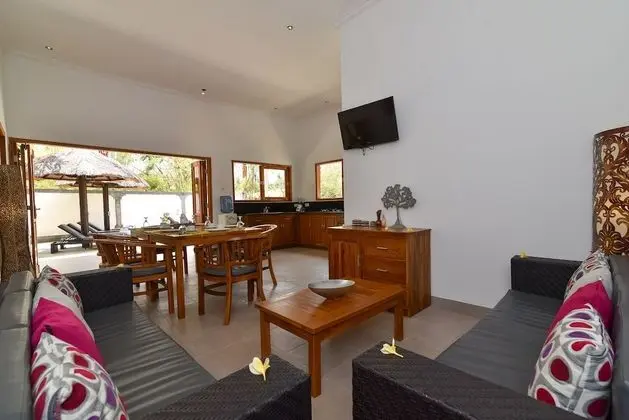 Family Villa, 3 Yatak Odası, Kişiye Özel Havuzlu