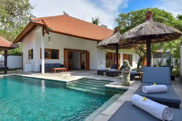 Family Villa, 3 Yatak Odası, Kişiye Özel Havuzlu