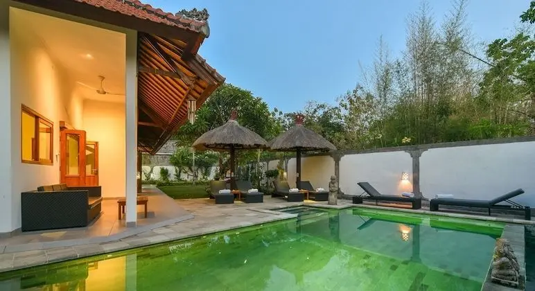 Family Villa, 3 Yatak Odası, Kişiye Özel Havuzlu