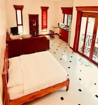 Deluxe Room with Pool View