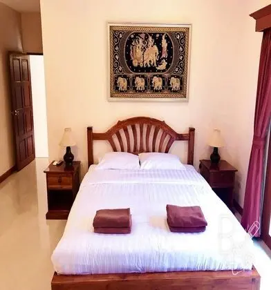 Deluxe Room with Pool View
