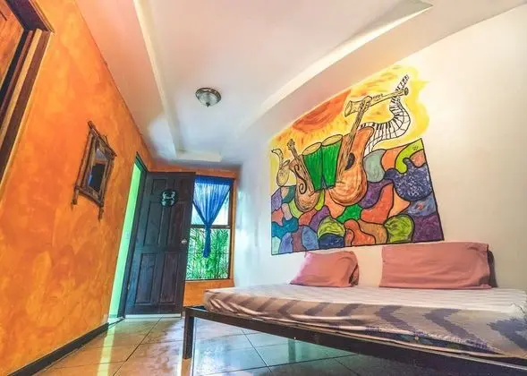 Standard Dört Kişilik Oda, 1 Yatak Odası, Ortak Banyo, Bahçe Manzaralı