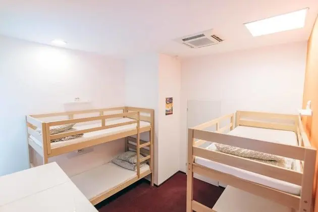 4 Beds Dorm, Female