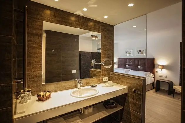 Superior Tek Büyük Yataklı Oda