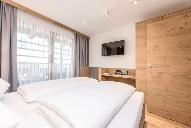 Deluxe Süit, 1 Yatak Odası, Balkon