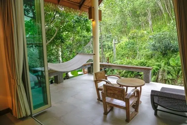 Garden villa