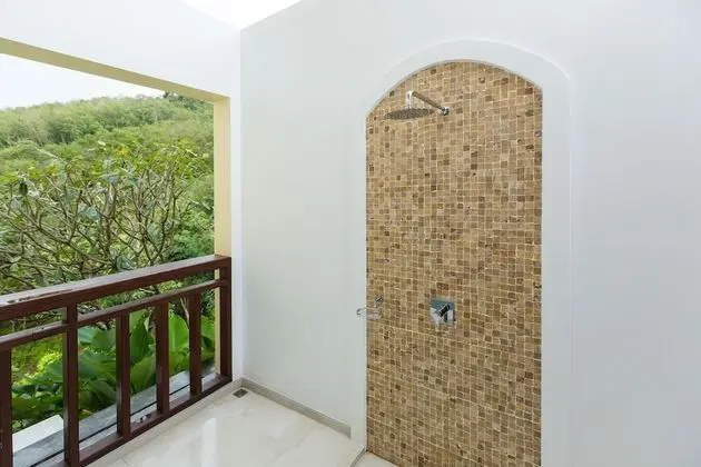 Hilltop Pool Villa 2