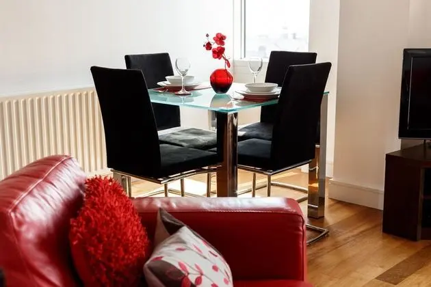 Ev (1 Bedroom)