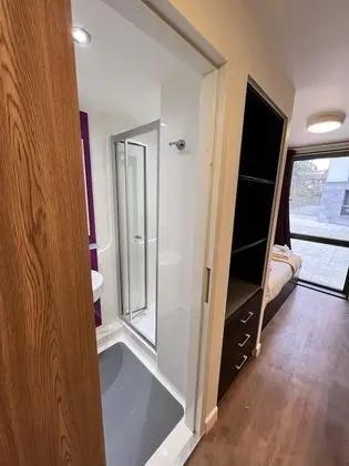 Deluxe Tek Büyük Yataklı Oda, Banyolu/Duşlu (Pure Astor House)