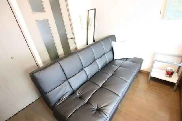 İki Ayrı Yataklı Oda (Sofa bed and Single bed)