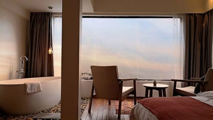 Panoramic Tek Büyük Yataklı Oda