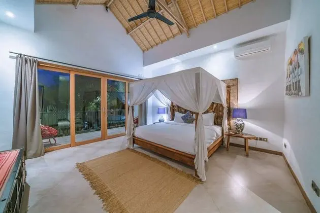 Deluxe Villa
