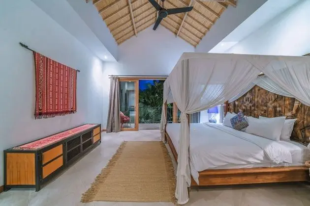 Deluxe Villa