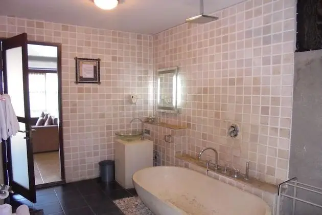 Emerald Suite, 2 Bedrooms