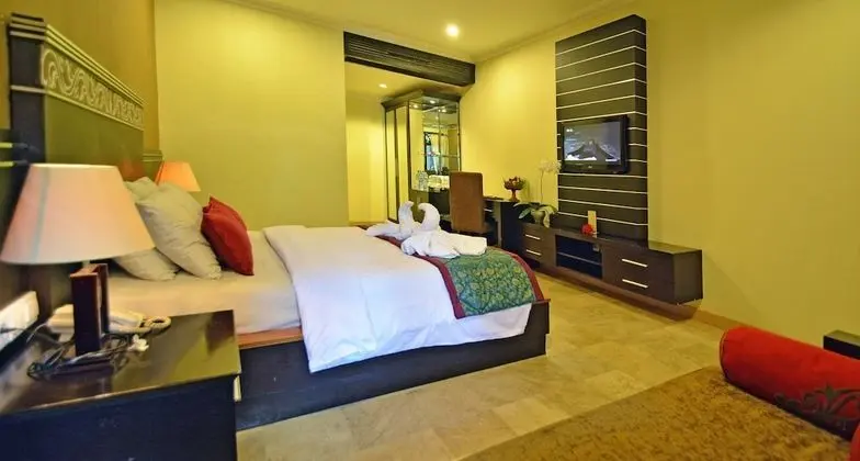 Super Deluxe Room with Extra Bed  ( Double bed + Extra Bed )