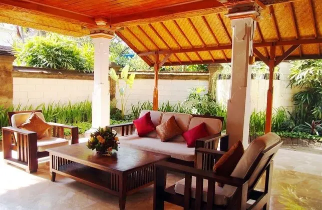 Villa (Downstairs Villa)