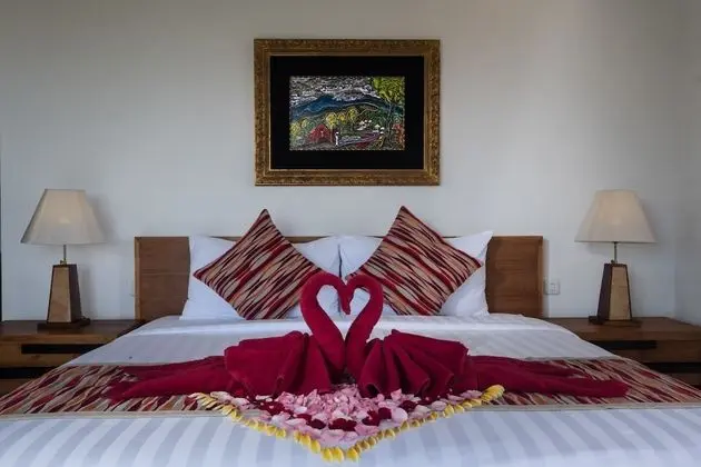 Villa, 1 Yatak Odası, Havuz Manzaralı