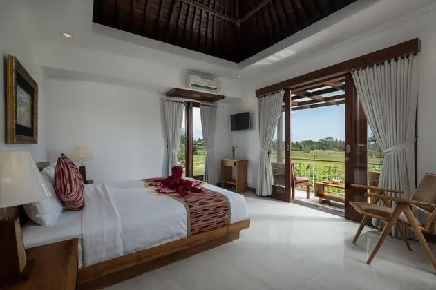 Villa, 1 Yatak Odası, Havuz Manzaralı