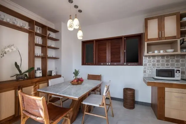Villa, 2 Yatak Odası, Havuz Manzaralı