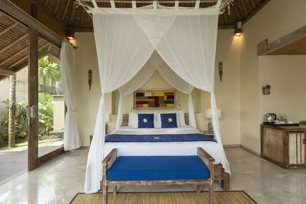 Rice Field View Private Pool Villa