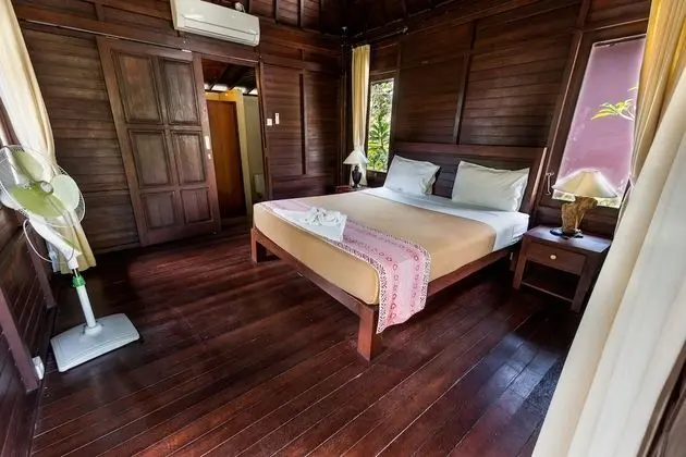 Bungalov, 1 Çift Kişilik Yatak, Havuz Manzaralı