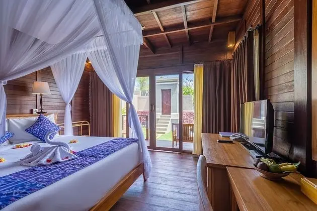 Luxury Villa, 2 Yatak Odası, Kişiye Özel Havuzlu, Bahçe Manzaralı