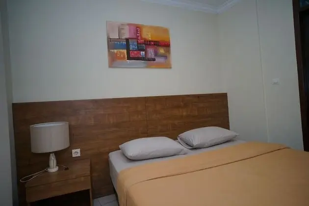 Standard Tek Büyük Yataklı Oda