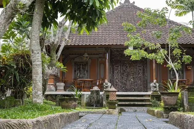 Saraswati Family