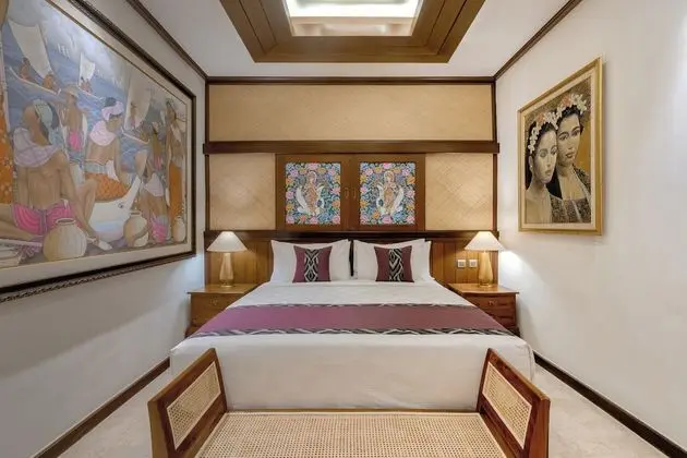 Saraswati Royal