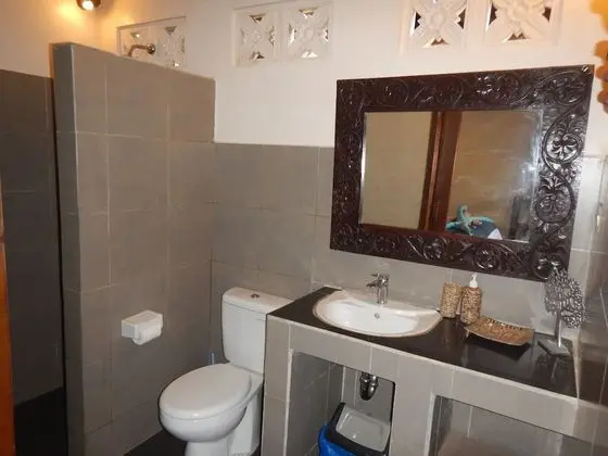 Tek Büyük Yataklı Oda, 1 Büyük (Queen) Boy Yatak, Bahçe Manzaralı (Hot Water)