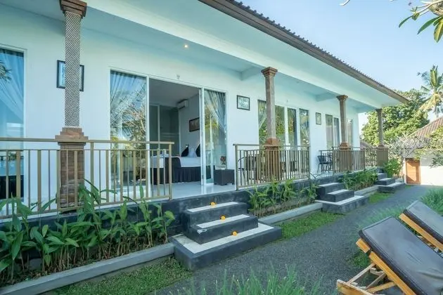 Deluxe Tek Büyük Yataklı Oda, 1 Yatak Odası, Havuz Manzaralı, Havuz Kenarı