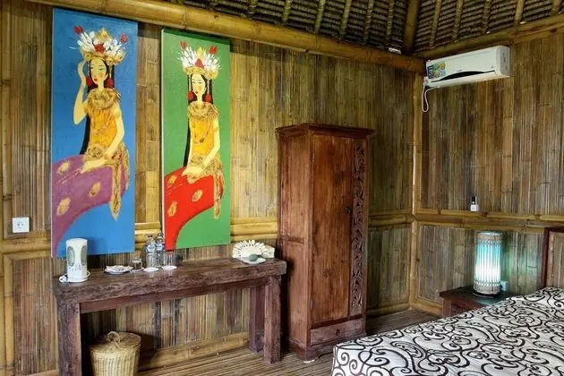 Standard Oda (Bamboo House)