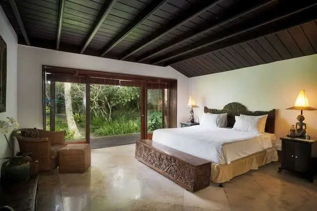Villa, 4 Yatak Odası, Kişiye Özel Havuzlu, Bahçe Manzaralı