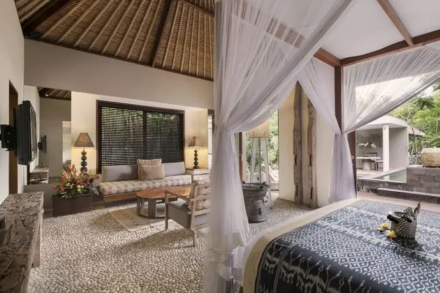 Villa (Bamboo Pool)