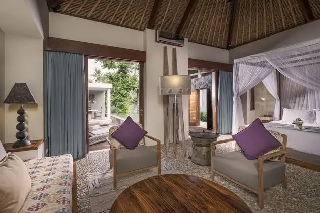 Villa (Bamboo Pool)