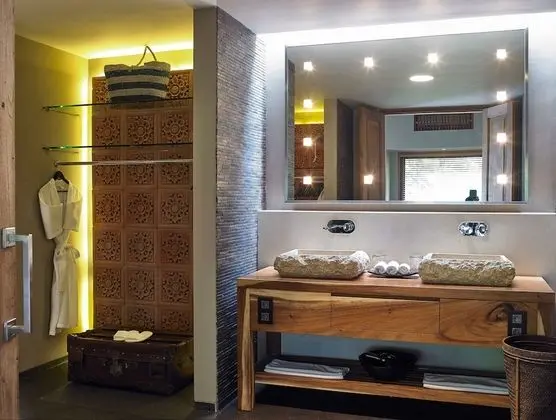 Villa (Bamboo Pool)