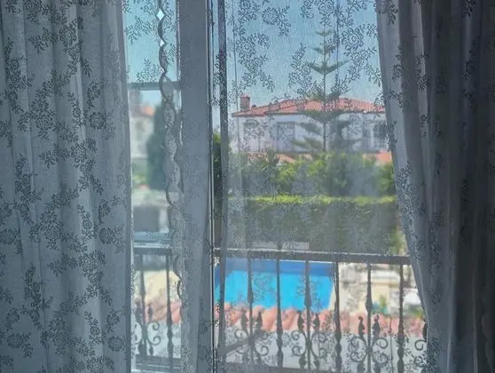 Standart Oda, Havuz Manzaralı