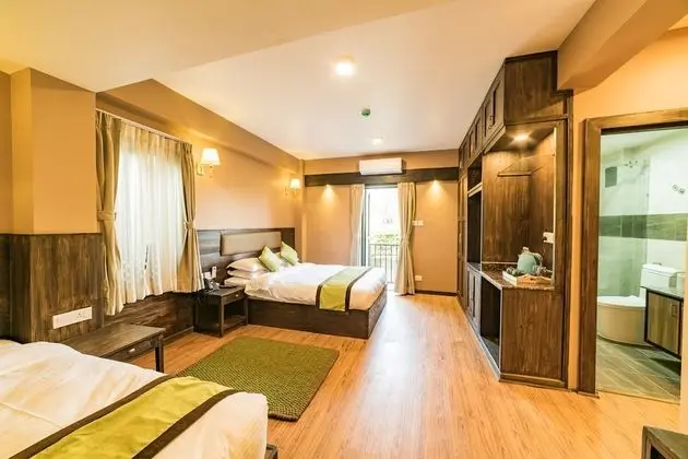 Deluxe Üç Kişilik Oda, Dağ Manzaralı