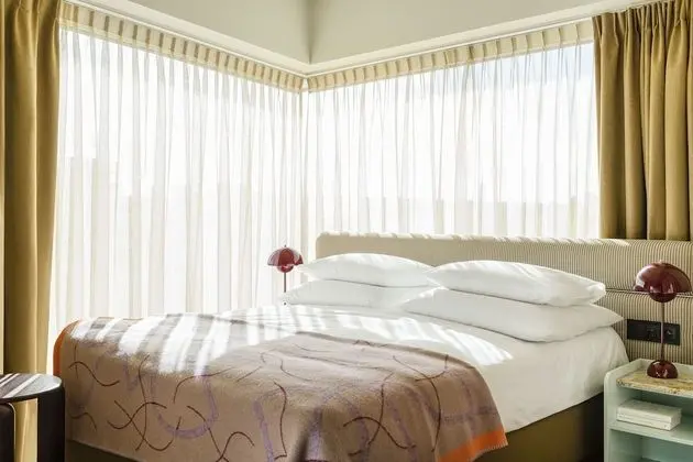 Comfort Tek Büyük Yataklı Oda