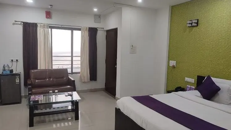 Luxury Tek Büyük Yataklı Oda