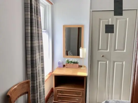Ev