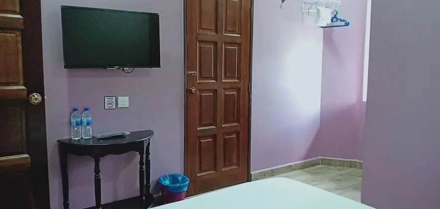 Comfort Tek Büyük veya İki Ayrı Yataklı Oda